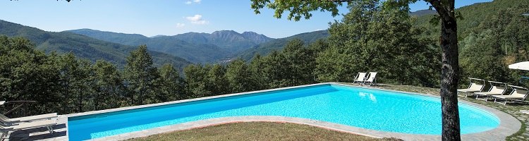 pool farmhouse tuscany